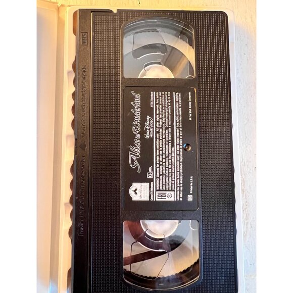 Walt Disney Alice In Wonderland Masterpiece Collection VHS Classic Animated Film - Picture 2 of 2